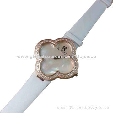 Women petals fashion watches with genuine leather strap and diamond